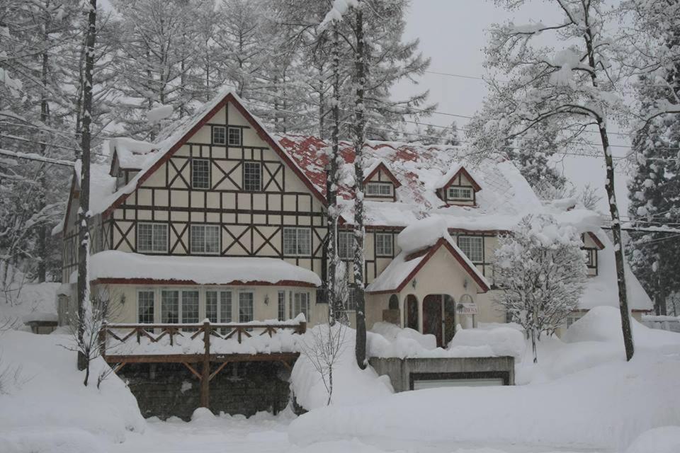 ピュアモール ミモザ Hotel Hakuba Exterior foto
